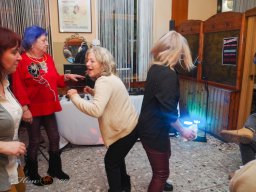 Karinchen und Hansi P. im GH Timo am 5.12.2025